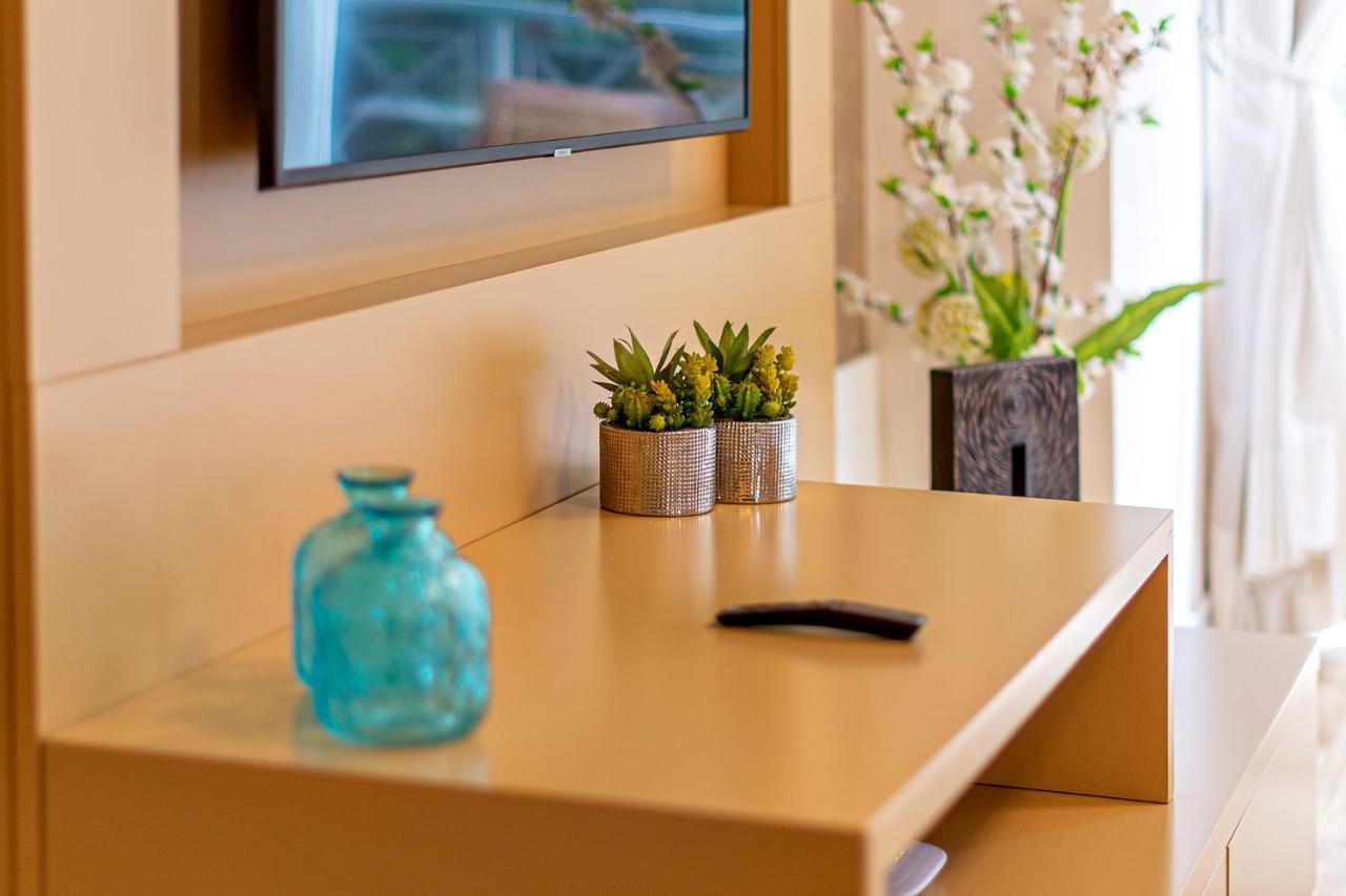 Rosa Apartamento Luxo No Centro Gramado Appartement Buitenkant foto