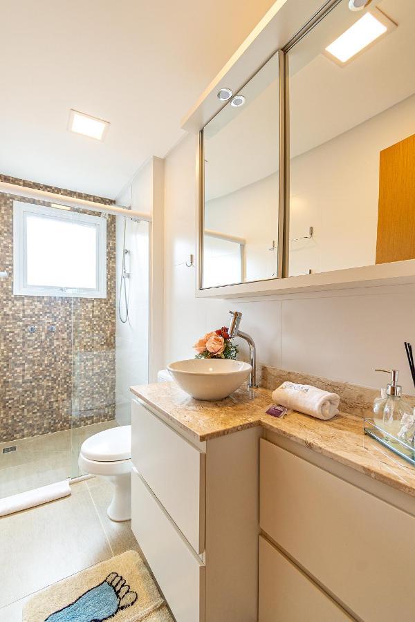 Rosa Apartamento Luxo No Centro Gramado Appartement Buitenkant foto