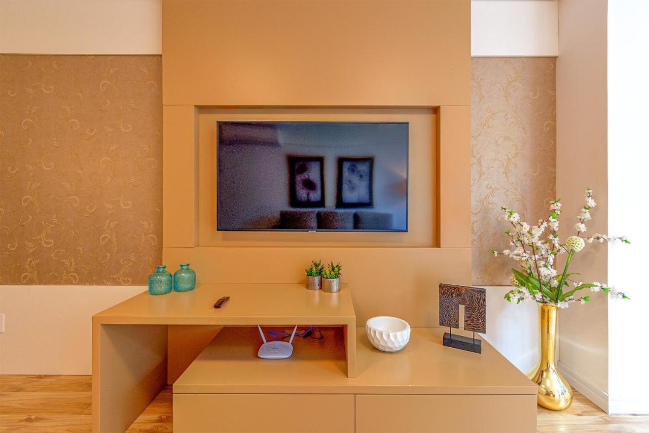 Rosa Apartamento Luxo No Centro Gramado Appartement Buitenkant foto